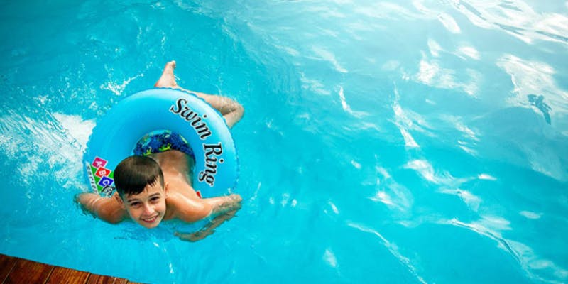 Pourquoi opter pour un traitement de sa piscine aux UV ?
